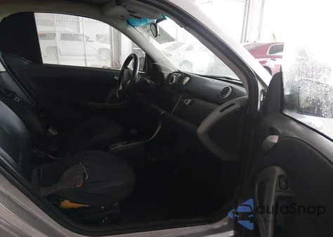 2011 Smart Fortwo Passion/Pure из США, поврежденный, VIN WMEEJ3BA1BK492279